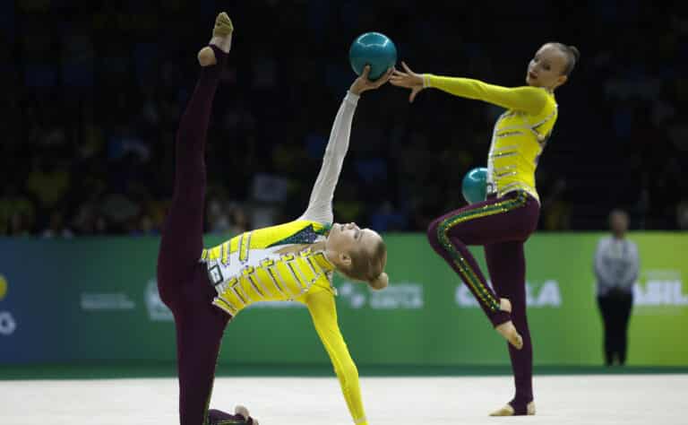 Tutkimus: Voimistelussa ulkonäkö- ja suorituspaineet hellittäneet Tutkimus: Voimistelussa ulkonäkö- ja suorituspaineet hellittäneet