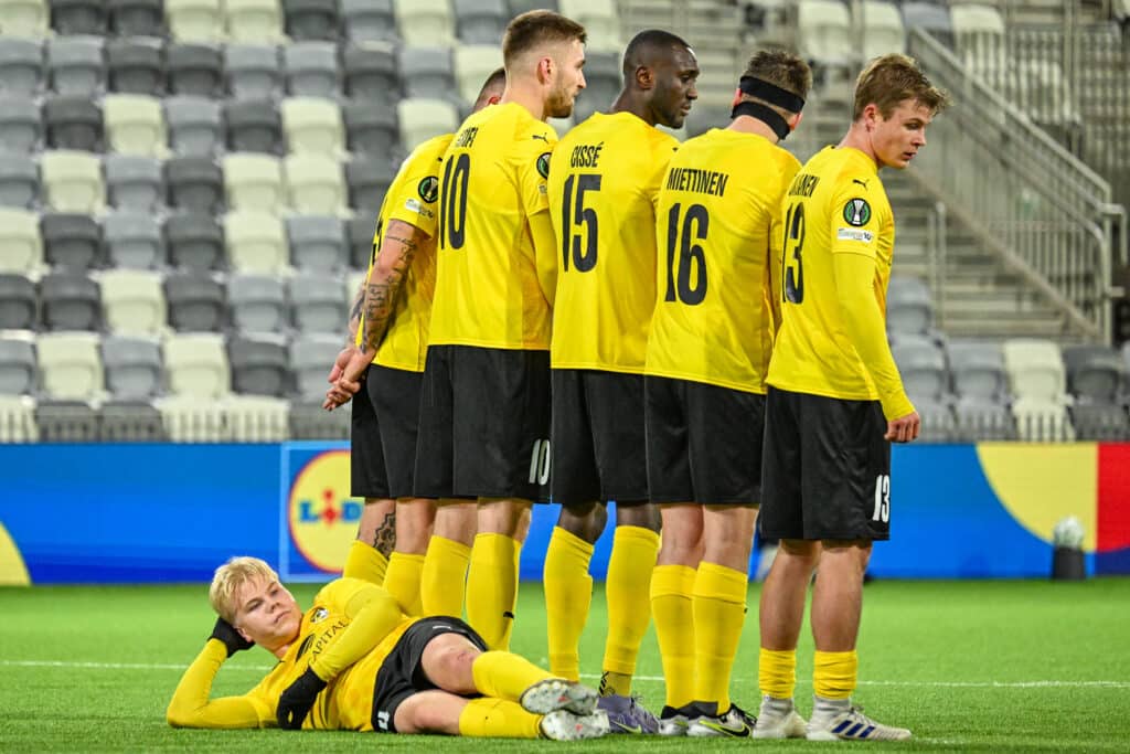 Kauden huipennus - KuPS tähtää voittoon Valioliigajättiä vastaan Kauden huipennus – KuPS tähtää voittoon Valioliigajättiä vastaan