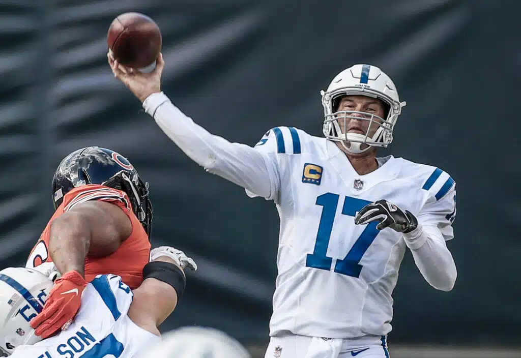 Mitä tapahtuu? – ammattilaisseura palkkasi ikämiehen tärkeimmälle pelipaikalle