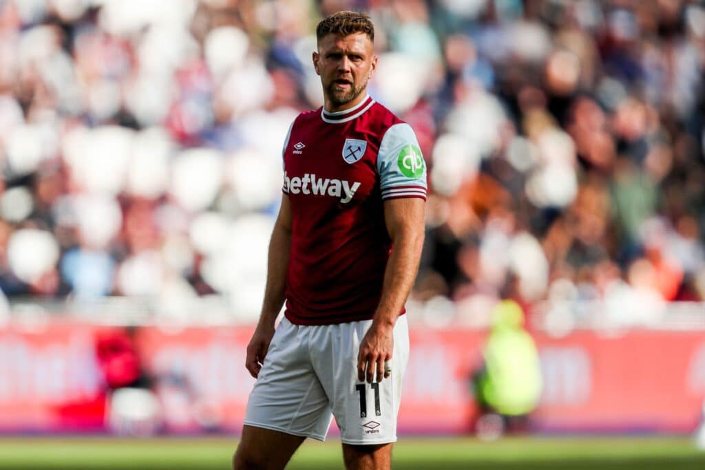 Jalkapallon MM-kisoissa pelannut pelaaja floppasi totaalisesti - nyt hänestä päästiin eroon Jalkapallon MM-kisoissa pelannut pelaaja floppasi totaalisesti – nyt hänestä päästiin eroon