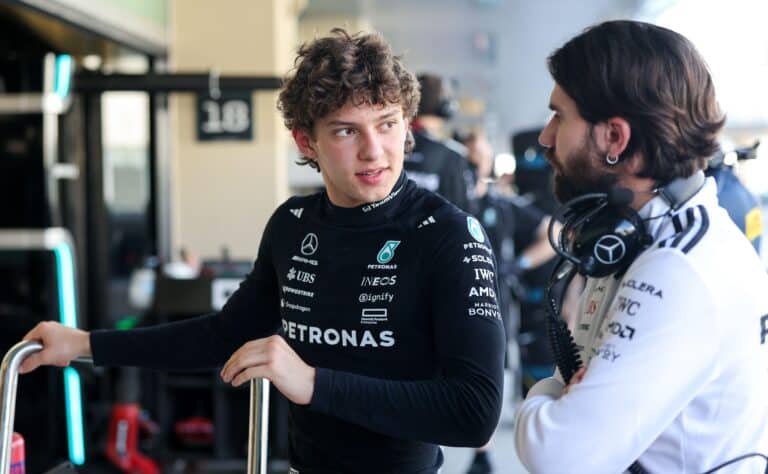 Mercedes nosteessa - Italian Kimi puhuu mestaruustaistosta Mercedes nosteessa – Italian Kimi puhuu mestaruustaistosta