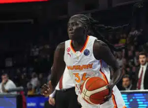 Awak Kuier palaa WNBA:han – luvassa iso palkankorotus Awak Kuier palaa WNBA:han – luvassa iso palkankorotus