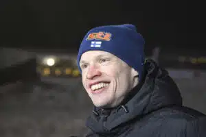 Miehet aloittavat maastohiihdon mitalijahdin – katso sunnuntain suomalaiset