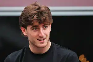 Potkut saanut floppikuski palaa yllättäen F1:iin Potkut saanut floppikuski palaa yllättäen F1:iin