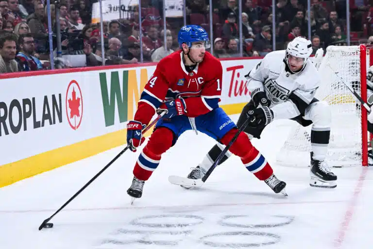NHL-tähti voitti arvostetun palkinnon – liittyi legendojen rinnalle