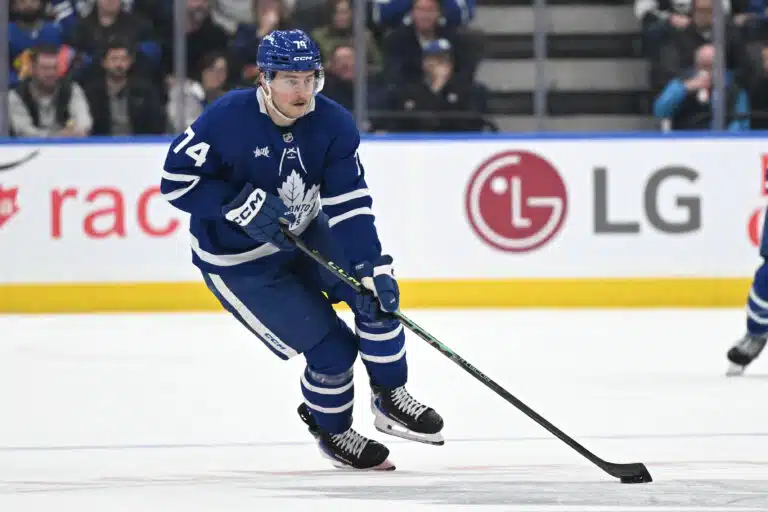 Nyt se tapahtui – yksi NHL:n siirtorajan kuumimmista nimistä kaupattu