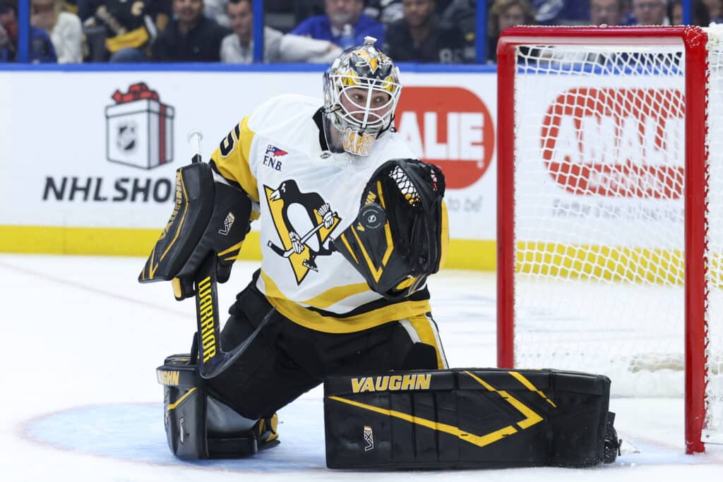 Edmonton Oilers kiikaroi tähtimaalivahtia - mukana kaksi suomalaista Edmonton Oilers kiikaroi tähtimaalivahtia – mukana kaksi suomalaista