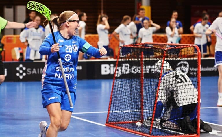 Suomelta suvereeni näytös Tanskaa vastaan MM-puolivälierässä – Veera Kauppi loisti kuudella pisteellään Suomelta suvereeni näytös Tanskaa vastaan MM-puolivälierässä – Veera Kauppi loisti kuudella pisteellään