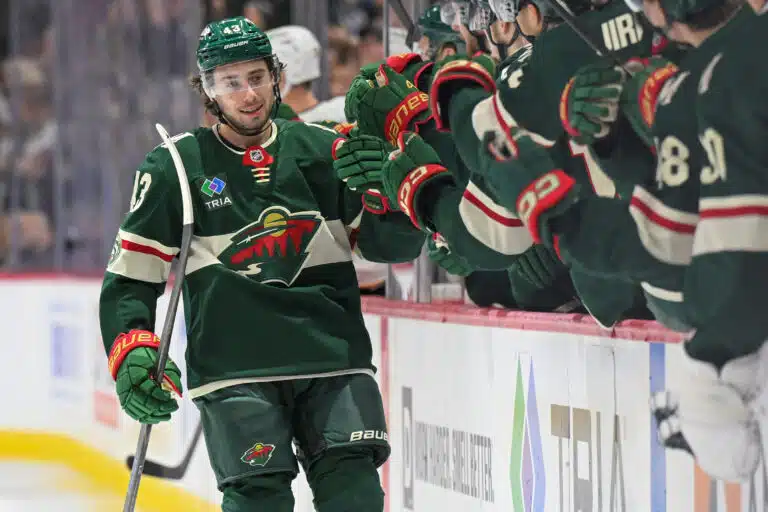 Supertähdestä huolestuttava tieto NHL:n pudotuspelien alla