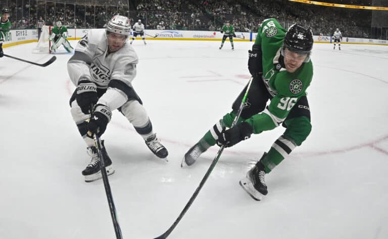 Mikko Rantanen nosti osakkeitaan NHL:n pistepörssissä Mikko Rantanen nosti osakkeitaan NHL:n pistepörssissä