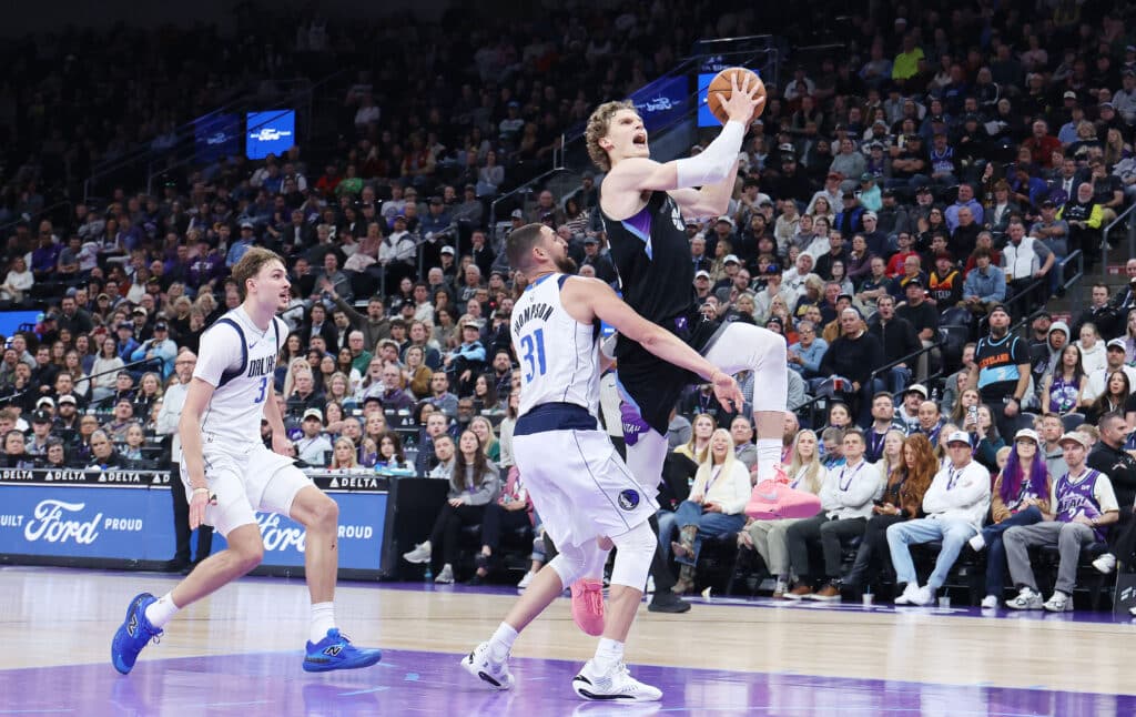 Lauri Markkanen huippuvireessä – NBA-tähti takoo kovaa tilastoa Lauri Markkanen huippuvireessä – NBA-tähti takoo kovaa tilastoa