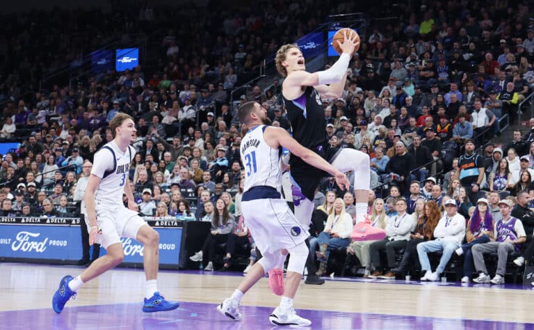 Lauri Markkanen huippuvireessä – NBA-tähti takoo kovaa tilastoa Lauri Markkanen huippuvireessä – NBA-tähti takoo kovaa tilastoa