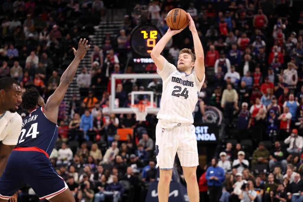 Suomalaisvalmentajan komennuksessa oleva NBA-joukkue nappasi voiton Suomalaisvalmentajan komennuksessa oleva NBA-joukkue nappasi voiton