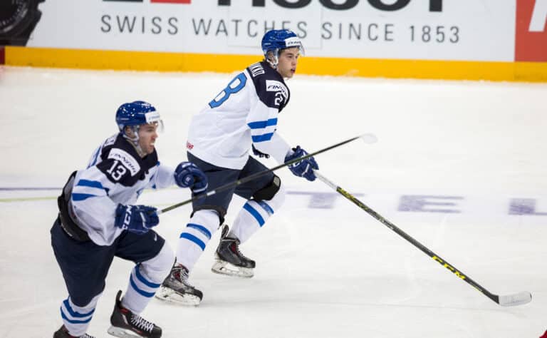 Nelosketjun sentteri koki Nuorten Leijonien matkassa jotain uskomatonta Nelosketjun sentteri koki Nuorten Leijonien matkassa jotain uskomatonta