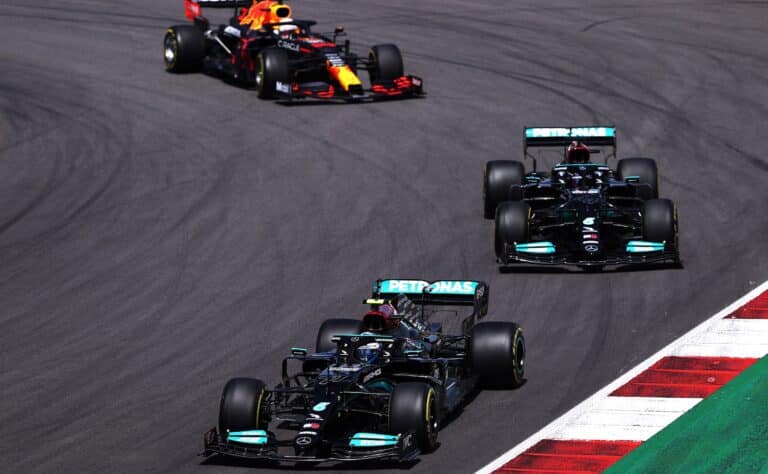 F1-sarja pudotti melkoisen uutispommin F1-sarja pudotti melkoisen uutispommin