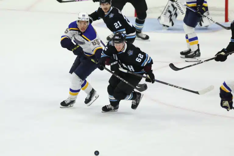 Suomalaislupauksen NHL-debyytti peruuntui karmean epäonnen takia