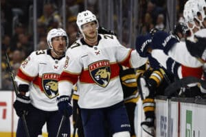 Suomalainen Stanley Cup -mestari saamassa jatkosopimuksen