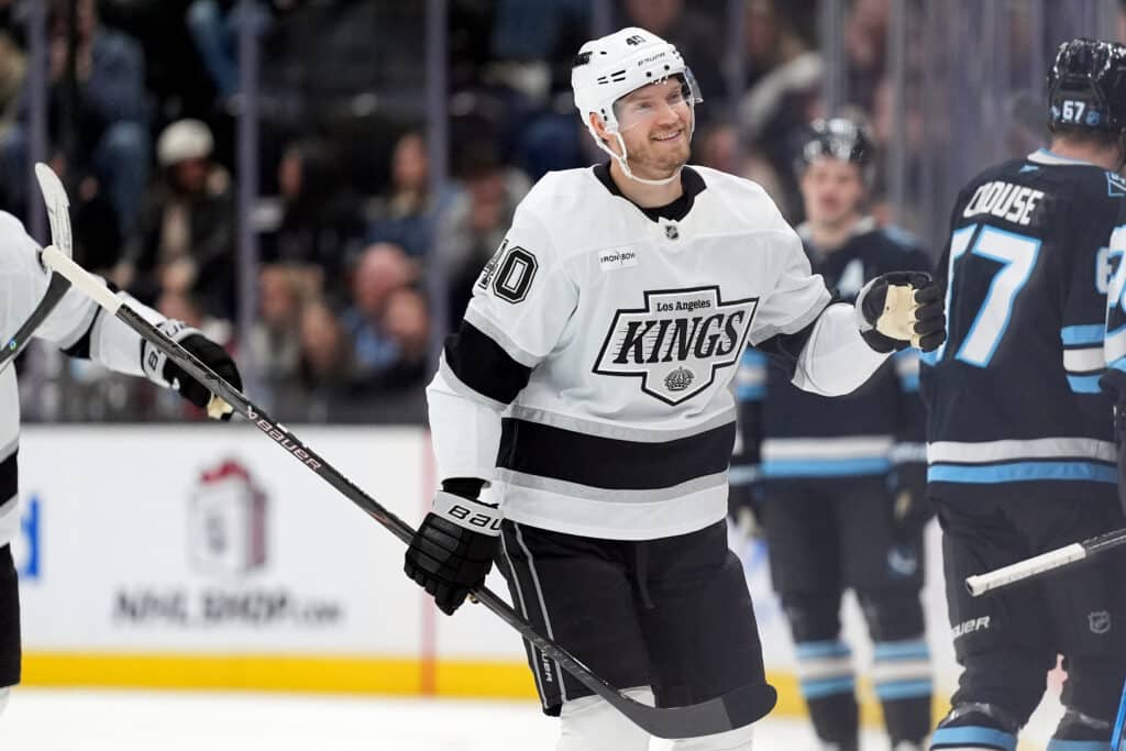 Yllättävä suomalaisnimi nousi sankariksi NHL:ssä Yllättävä suomalaisnimi nousi sankariksi NHL:ssä