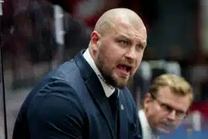 Jonne Virtasen joukoilla kiusallisen tuttu tarina SM-liigassa Jonne Virtasen joukoilla kiusallisen tuttu tarina SM-liigassa