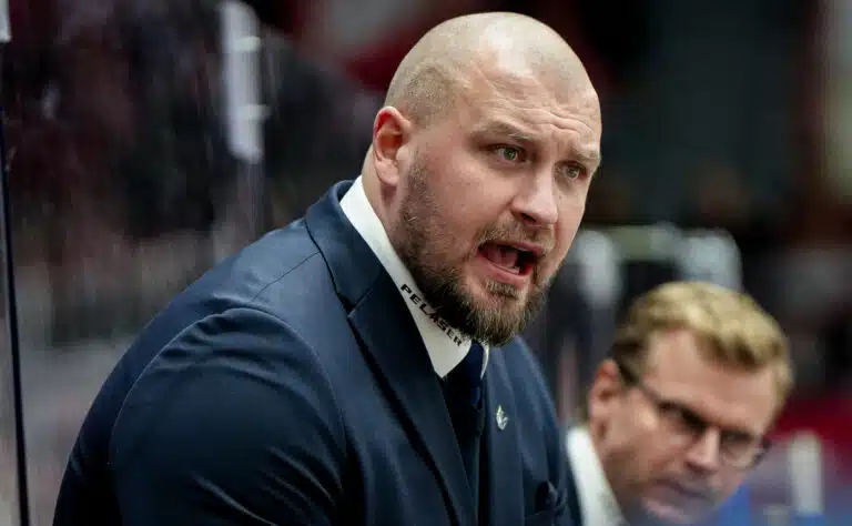 Jonne Virtasen joukoilla kiusallisen tuttu tarina SM-liigassa Jonne Virtasen joukoilla kiusallisen tuttu tarina SM-liigassa