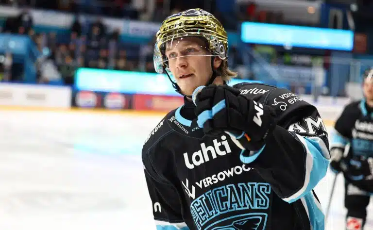 IS: SM-liigassa pamahti siirtopommi IS: SM-liigassa pamahti siirtopommi