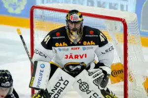 Kärpät kiinnitti Liigan huippunimen – ”Kiinnostusta osoitettiin myös muista sarjoista”