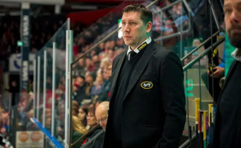 Ihan kaikki menee pieleen Oulussa – päävalmentajalta lohdutonta tekstiä