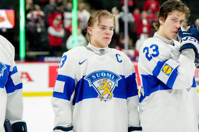 Nuorten Leijonien kapteeni pahoillaan Suomen kansalle: ”Meillä oli yksi tehtävä”