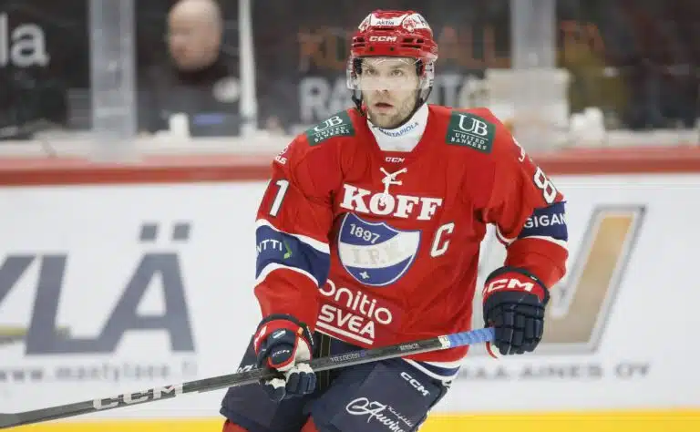 Olympiavoittaja löysi heti oman toimistonsa - HIFK murjoi KalPan Lehterän ja Pakarisen johdolla Olympiavoittaja löysi heti oman toimistonsa – HIFK murjoi KalPan Lehterän ja Pakarisen johdolla