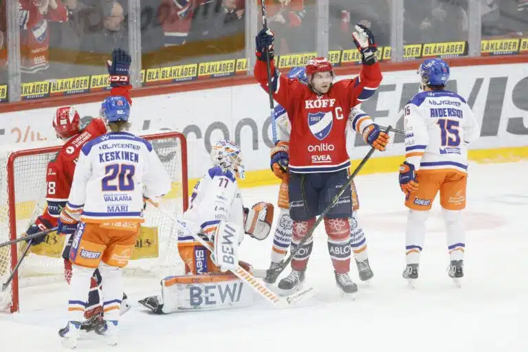 Tämä tilanne kuumensi tunteita Nordiksella – HIFK:n Iiro Pakarinen teki nyt asiat selviksi