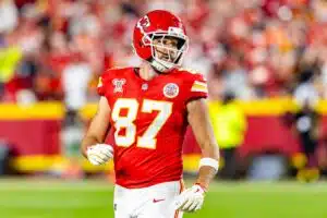 Taylor Swiftin mies joutui pyramidihuijauksen uhriksi Travis Kelce, Kansas City Chiefs