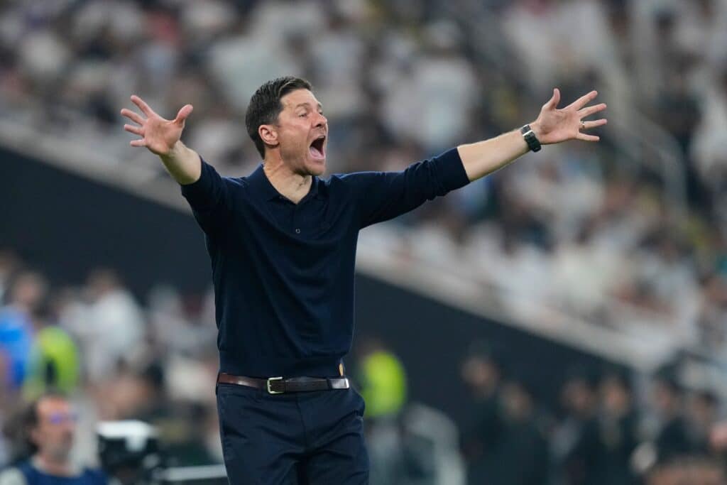 Xabi Alonso kieltäytyi huippupestistä Xabi Alonso kieltäytyi huippupestistä
