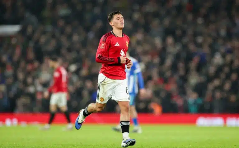 United-lupauksen ilta muuttui kuin taikaiskusta – sitten kuultiin pysäyttävä vertaus United-lupauksen ilta muuttui kuin taikaiskusta – sitten kuultiin pysäyttävä vertaus