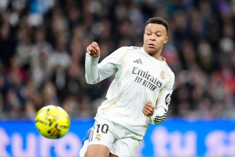 Kylian Mbappelta erikoinen reaktio PSG:n mestaruudesta