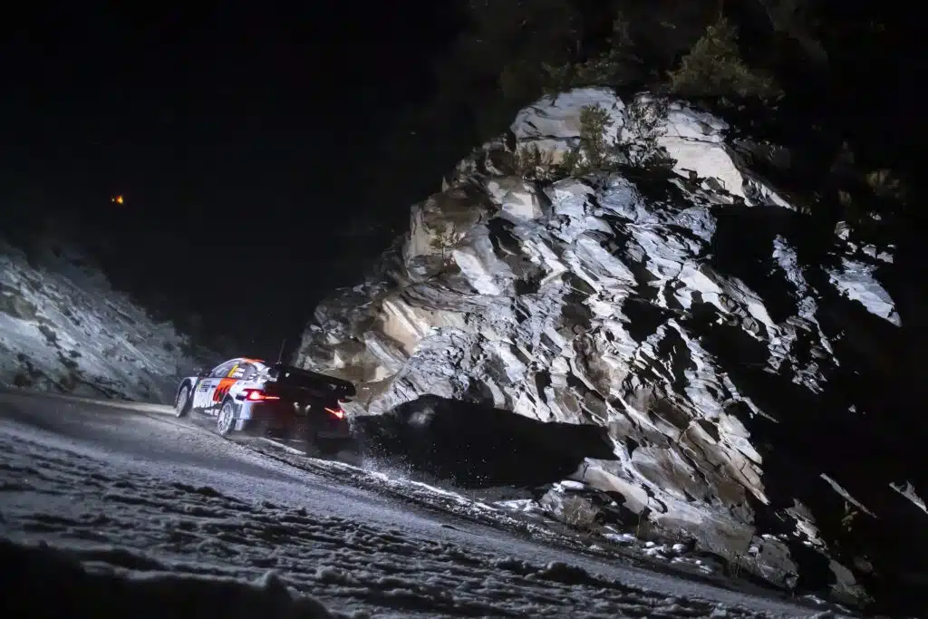 EK9: Draamaa Monte Carlon MM-rallissa- kaksi ulosajoa EK9: Draamaa Monte Carlon MM-rallissa- kaksi ulosajoa