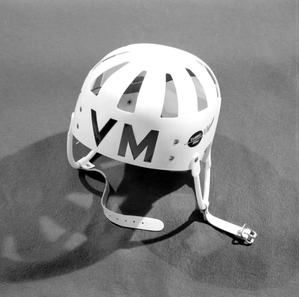 Entinen Leijona-valmentaja on poissa Entinen Leijona-valmentaja on poissa