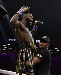 Lyöntivoima vastaan Rautaleuka – Deontay Wilder kohtaa Derek Chisoran Lyöntivoima vastaan Rautaleuka – Deontay Wilder kohtaa Derek Chisoran