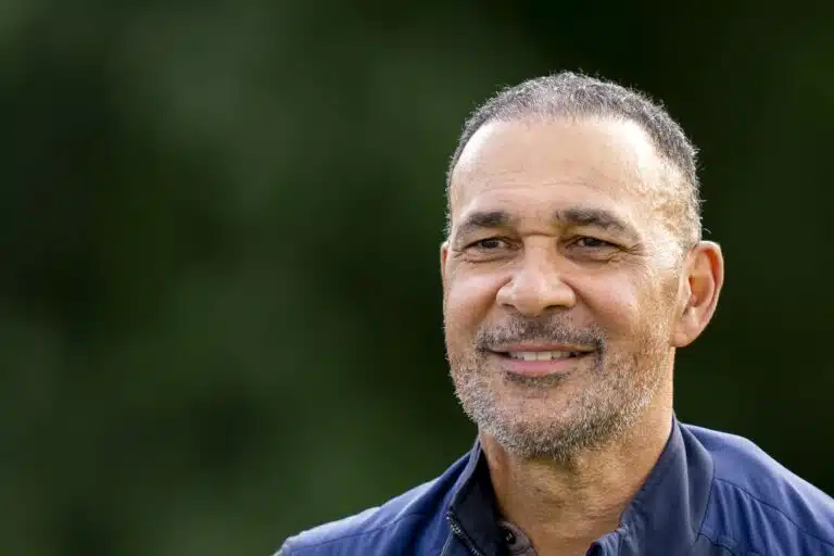 Ruud Gullit lyttää Unitedin – ”Pelaajien hautausmaa”