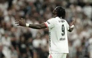 Aston Villa nappasi tutun paluumuuttajan