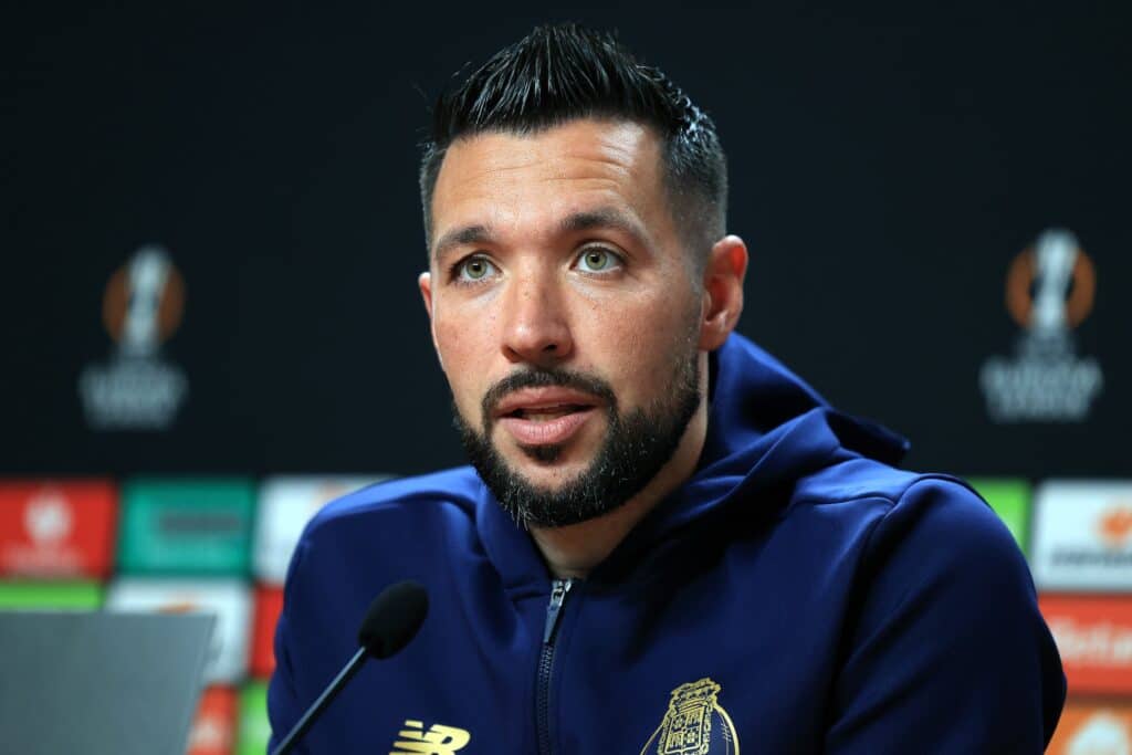 Yhden nimen voi ruksata yli - tästä miehestä ei ole tulossa Chelsean uutta manageria Yhden nimen voi ruksata yli – tästä miehestä ei ole tulossa Chelsean uutta manageria