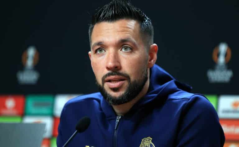 Yhden nimen voi ruksata yli - tästä miehestä ei ole tulossa Chelsean uutta manageria Yhden nimen voi ruksata yli – tästä miehestä ei ole tulossa Chelsean uutta manageria