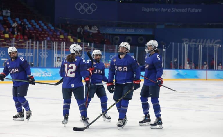 Tässä on USA:n naisten jääkiekkojoukkue olympialaisiin