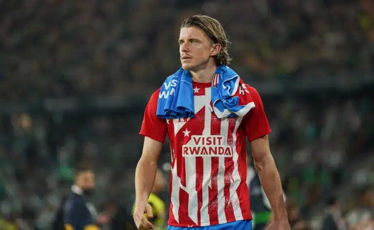 Chelsean entinen tähtipelaaja on tekemässä kuohuttavan siirron