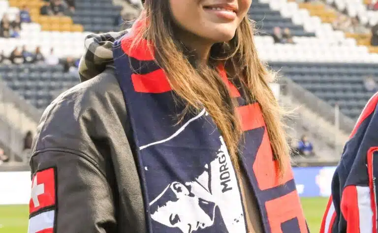 Dennis Rodmanin tyttärestä maailman parhaiten palkattu jalkapalloilija