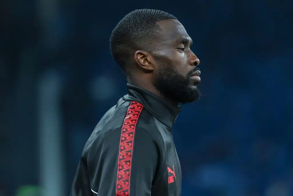 Valioliiga-seurat jäävät nuolemaan näppejään - tähtipuolustaja on ratkaisunsa tehnyt Valioliiga-seurat jäävät nuolemaan näppejään – tähtipuolustaja on ratkaisunsa tehnyt