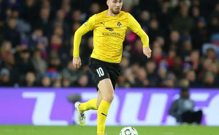 KuPS tyhjenee - taas lähti yksi tähtipelaaja KuPS tyhjenee – taas lähti yksi tähtipelaaja