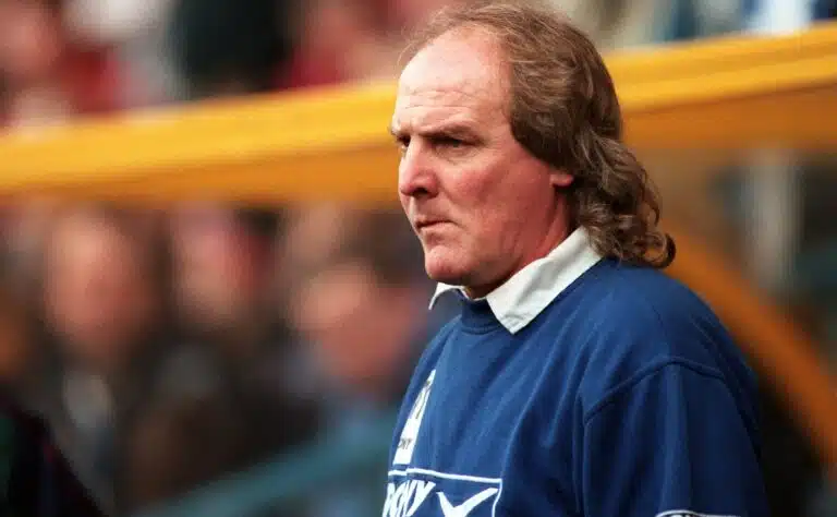 Jalkapallolegenda on kuollut - uraa varjosti karmea tragedia Jalkapallolegenda on kuollut – uraa varjosti karmea tragedia