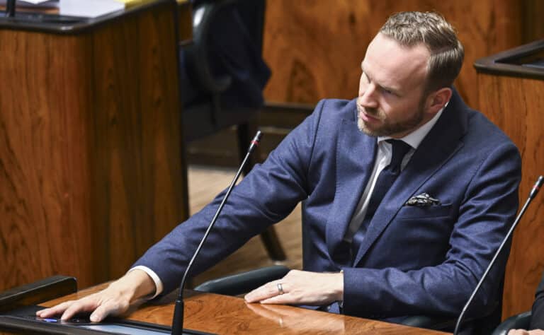 Valtiovalta jakoi olympiatoivoille apurahoja – Keilailu lohkaisi mojovan potin Valtiovalta jakoi olympiatoivoille apurahoja – Keilailu lohkaisi mojovan potin