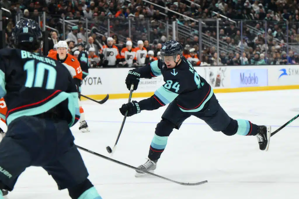 Seattle Kraken murskasi Nashville Predatorsin – Kaapo Kakko pisteille