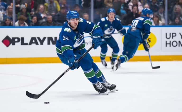 NHL:n ruotsalaishyökkääjä moninkertaisti palkkansa uudella sopimuksella